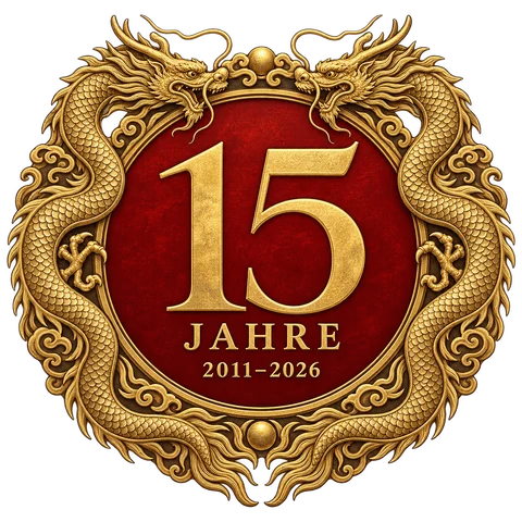 15 Jahre Kampfkunsttempel · 2011–2026 – goldene Drachen um ein rotes Jubiläumssiegel